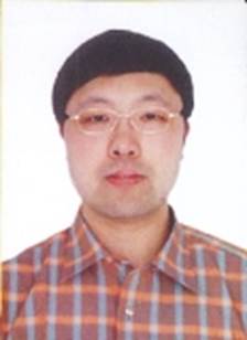 李强.jpg 李强.jpg